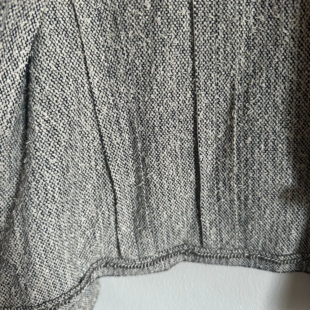 Chanel Women's Gray jacket size 36 / 4
